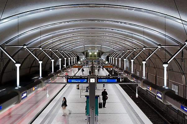 포토 JPG 해외풍경 해외 유럽 나라 독일 실내 관광지 세계 도시 플랫폼 기차역 오펜바흐 국내포토 여행 교통시설 풍경 내부 역 파일형식