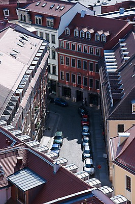 포토 JPG 해외풍경 해외 유럽 나라 자동차 지붕 주택 독일 풍경 사람없음 야외 건물 관광지 세계 도시 드레스덴 신시가 국내포토 건축물 육상교통 여행 파일형식