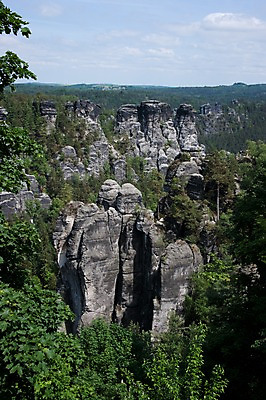 포토 JPG 나무 해외풍경 해외 유럽 나라 산 독일 풍경 사람없음 야외 관광지 세계 돌_바위 바위 도시 숲 암벽 바스타이 작센스위스 국내포토 식물 여행 파일형식