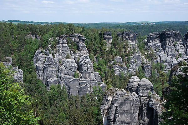 포토 JPG 해외풍경 해외 유럽 나라 산 독일 풍경 사람없음 야외 관광지 세계 돌_바위 바위 도시 숲 암벽 바스타이 작센스위스 국내포토 여행 파일형식
