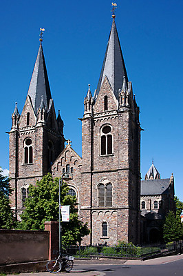 포토 JPG 해외풍경 해외 유럽 나라 독일 풍경 사람없음 야외 건물 관광지 세계 교회 자전거 도시 빙엔 국내포토 건축물 여행 종교건축 바이크 파일형식