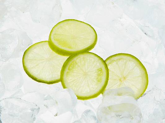 포토 JPG 스튜디오촬영 조각 과일 실내 사람없음 얼음 슬라이스 컬러푸드 라임 국내포토 자연요소 내부 파일형식