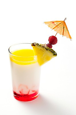 포토 JPG 스튜디오촬영 음료 조각 과일 한잔 주류 실내 사람없음 장식 칵테일 파인애플 슬라이스 피나콜라다 국내포토 1 내부 열대과일 파일형식