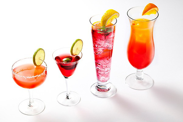 포토 JPG 스튜디오촬영 음료 조각 주류 실내 사람없음 빨간색 칵테일 레모네이드 슬라이스 라임 데킬라선라이즈 레드마티니 루비레드마가리타 국내포토 컬러 과일 내부 마르가리타 마티니 에이드 파일형식