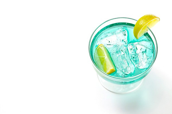 포토 JPG 스튜디오촬영 음료 음식 조각 한잔 주류 실내 사람없음 파란색 칵테일 레몬 슬라이스 아이스민트 국내포토 1 컬러 과일 내부 파일형식