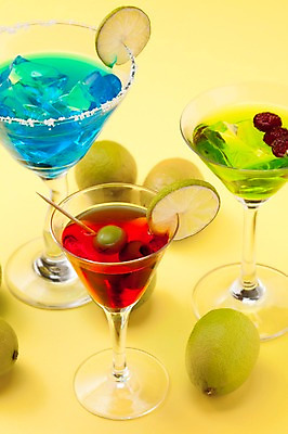 포토 JPG 스튜디오촬영 음료 음식 조각 과일 주류 실내 사람없음 칵테일 슬라이스 라임 레드마티니 미도리그린코스모 블루마가리타 세잔 국내포토 3 내부 마르가리타 마티니 파일형식
