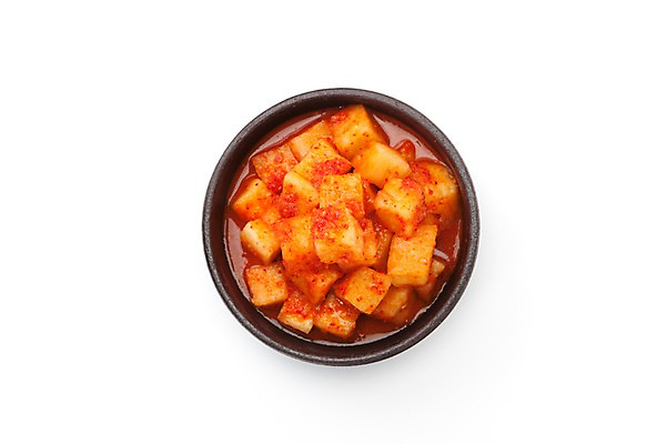 포토 JPG 스튜디오촬영 한식 반찬 김치 실내 누끼 사람없음 하이앵글 전통음식 깍두기 흰배경 발효 발효음식 국내포토 전통 음식 뷰포인트 백그라운드 내부 흰색 파일형식