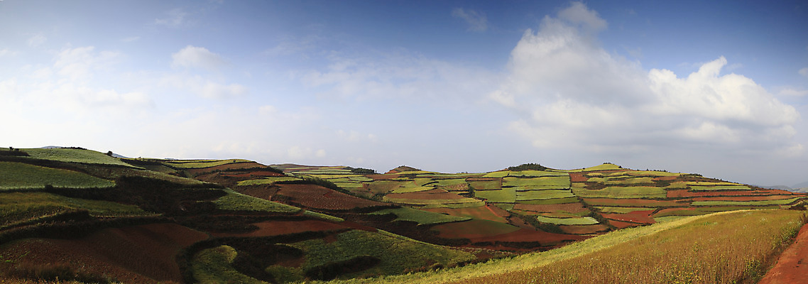 JPG 구름 밭 하늘 파노라마 풍경 사람없음 야외 중국 숲 상쾌 계단식 운남 홍토지 자연요소 감정 아시아 농업 촬영기법 땅 파일형식