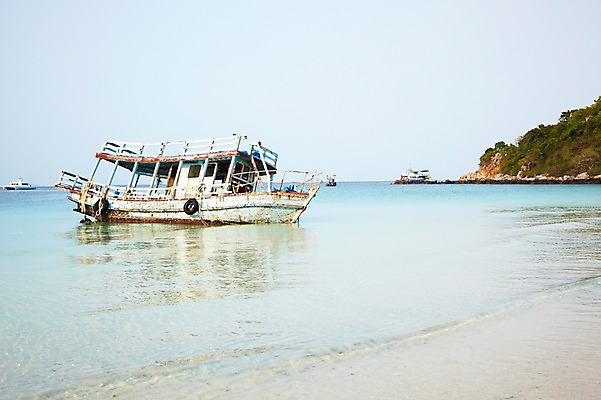 포토 JPG 바다 섬 풍경 해변 사람없음 야외 난파선 선박 국내포토 수상교통 배_교통 파일형식