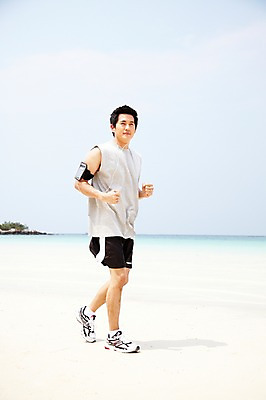 포토 JPG 주간 전신 외국인 해외기획촬영 라이프스타일 2011년태국 남자 바다 이어폰 포즈 모션 건강 한명 서기 사람 동양인 20대 성인 해변 야외 라이프 운동복 모래사장 달리기 조깅 운동 건강관리 목표 남자만 남자한명만 성인남자만 청년만 청년남자만 청년남자한명만 성인한명만 성인남자한명만 성인만 국내포토 자연요소 1 옷 음향기기 컨셉 관리 인종 청년 생활 파일형식