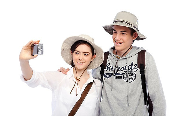 포토 JPG 스튜디오촬영 서양인 외국인 해외기획촬영 모자 학생 라이프스타일 커플 잡화 여자 2011년태국 남자 대학생 여행 포즈 가방 배낭 모션 휴가 실내 서기 미소 웃음 들기 사람 상반신 20대 성인 두명 라이프 친구 카메라 사진촬영 셀프카메라 즐거움 크로스백 청년만 성인만 국내포토 감정 관계 표정 인종 청년 내부 생활 전자제품 촬영 파일형식