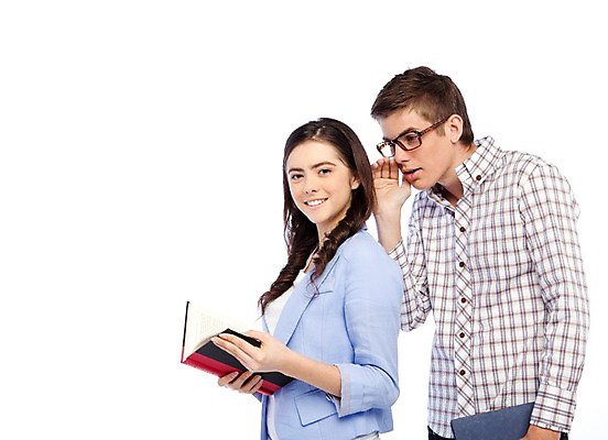 포토 JPG 스튜디오촬영 서양인 외국인 해외기획촬영 학생 라이프스타일 커플 여자 2011년태국 남자 행복 대학생 포즈 모션 실내 사랑 서기 미소 웃음 들기 사람 손짓 상반신 20대 성인 두명 라이프 책 다정 귓속말 두권 청년만 성인만 국내포토 감정 컨셉 2 관계 표정 인종 청년 내부 생활 파일형식