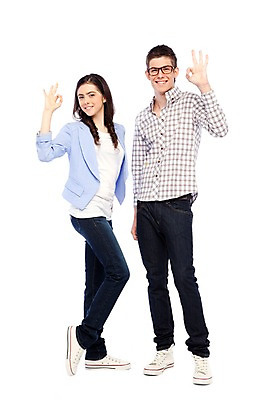 포토 JPG 스튜디오촬영 전신 서양인 외국인 해외기획촬영 학생 라이프스타일 커플 여자 2011년태국 남자 행복 대학생 포즈 모션 실내 사랑 서기 미소 웃음 사람 손짓 20대 성인 두명 라이프 다정 OK 청년만 성인만 국내포토 감정 컨셉 관계 표정 인종 청년 내부 생활 파일형식