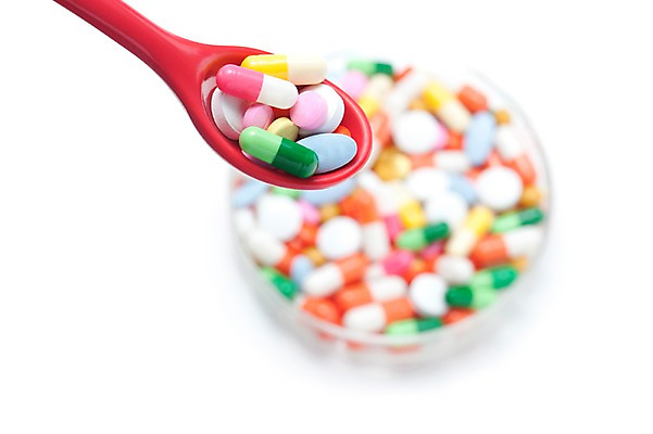 포토 JPG 스튜디오촬영 의학 수저 실내 병원 누끼 사람없음 아웃포커스 치료 하이앵글 알약 약 숟가락 의료용품 약국 오브젝트 먹는약 샬레 국내포토 식기 뷰포인트 의료기기 촬영기법 실험기구 내부 파일형식