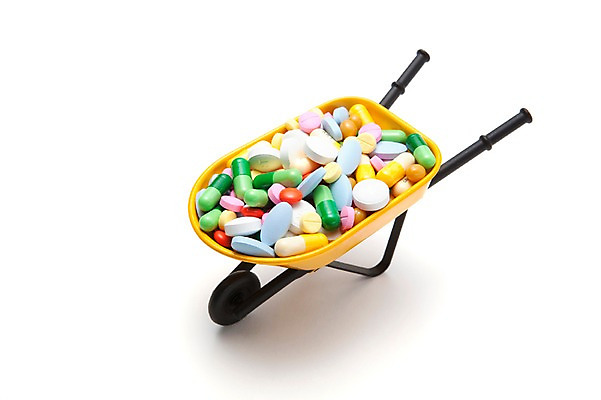 포토 JPG 스튜디오촬영 의학 실내 건강 병원 누끼 사람없음 치료 알약 약 수레 의료용품 약국 오브젝트 먹는약 국내포토 의료기기 내부 카트 파일형식