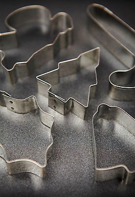 포토 JPG 스튜디오촬영 실내 사람없음 크리스마스트리 제과 종 도구 홈베이킹 제빵 쿠키틀 제빵기구 제빵도구 진저맨 진저쿠키 국내포토 크리스마스 주방용품 내부 쿠키 제과제빵 파일형식