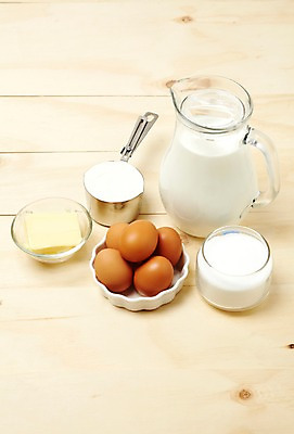 포토 JPG 스튜디오촬영 재료 실내 사람없음 제과 계란 우유 설탕 밀가루 홈베이킹 제빵 버터 제빵기구 제빵도구 계량컵 국내포토 주방용품 유제품 내부 컵 제과제빵 알 가루 계량 파일형식