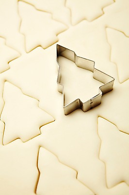 포토 JPG 스튜디오촬영 모양 실내 사람없음 크리스마스트리 제과 반죽 밀가루 홈베이킹 제빵 쿠키틀 제빵기구 밀가루반죽 제빵도구 국내포토 크리스마스 주방용품 내부 제과제빵 가루 파일형식