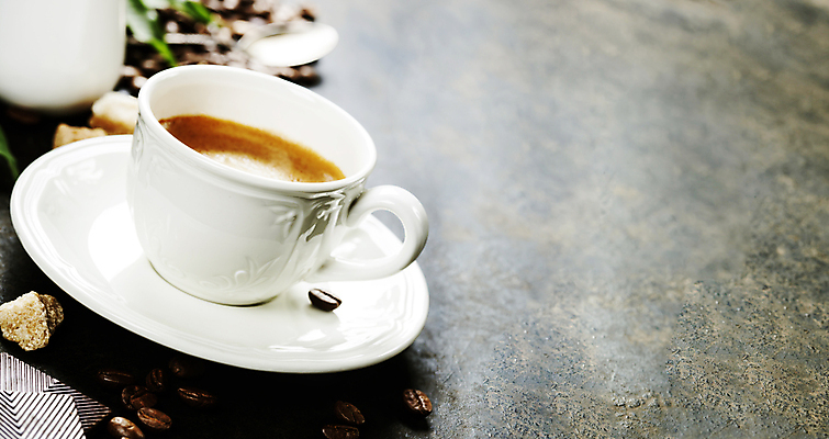 포토 JPG 해외이미지 스튜디오촬영 커피 실내 사람없음 원두 커피잔 해외202004 해외포토 음료 잔 내부 파일형식