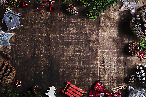 포토 JPG 해외이미지 별 리본 잎 크리스마스 크리스마스용품 프레임 실내 사람없음 목재 솔방울 새장 트리모양 오너먼트 카피스페이스 크리스마스배경 갈색배경 해외202004 해외포토 자연요소 모양 나무 식물 기념일 백그라운드 크리스마스장식 재료 내부 크리스마스트리 갈색 공백 용품 케이지 파일형식