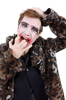 포토 JPG 해외이미지 전통 응시 드레스 옷 남자 얼굴 여행 십자가 오렌지 놀이 스트레스 가면 한명 사람 성인 갈색 파티 어둠 할로윈 마술사 광대 흰색 축하 표현 배우 신비 나쁜 바보 조커 오싹 해외202004 해외202105 해외포토 1 시선 컬러 컨셉 과일 이벤트 신체부위 마술 연예인 파일형식