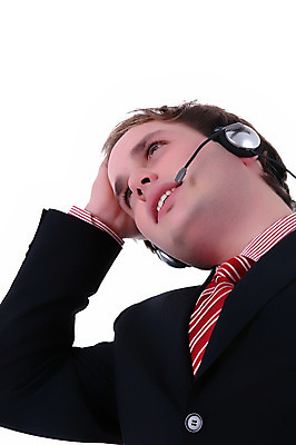 포토 JPG 해외이미지 백인 남자 행복 통신 넥타이 한명 사람 스마트폰 헤드폰 작업 도움 비즈니스맨 센터 전화기 고객 서비스 온라인쇼핑 부름 비서 온라인 운영자 지원 헬프 스타일 해외202004 해외202105 해외포토 서양인 직업 1 잡화 감정 음향기기 컨셉 비즈니스 모션 핸드폰 스마트기기 쇼핑 직장인 파일형식