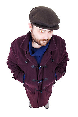 포토 JPG 해외이미지 전신 모자 옷 남자 얼굴 겨울 날씨 수염 따뜻함 한명 사람 성인 청춘 유행 냉동 추위 표현 시원함 피부 귀 길이 바보 해외202004 해외202105 해외포토 1 잡화 계절 컨셉 신체부위 파일형식