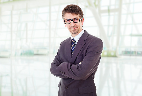 포토 JPG 해외이미지 백인 직업 1 남자 행복 얼굴 비즈니스 성공 넥타이 노동자 한명 사람 성인 청춘 사무실 흰색 업무 비즈니스맨 자신감 종업원 집중 만족 싱글 긍정 비전 노려봄 경영 해외202004 해외202105 해외포토 서양인 잡화 감정 컬러 컨셉 표정 신체부위 작업 직장인 파일형식