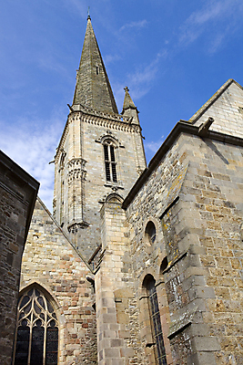 포토 JPG 해외이미지 외관 유럽 문화 벽 여행 건축양식 휴가 주택 사람없음 야외 가로 성당 교회 항구 프랑스 바위 도시 성 역사 성자 도심 야간 방문 포트 타운 프랑스어 강화 숭배 옛날 해외202004 해외202105 해외포토 자연요소 문자 건축물 건축 나라 종교 종교건축 교통시설 건물 돌_바위 파일형식