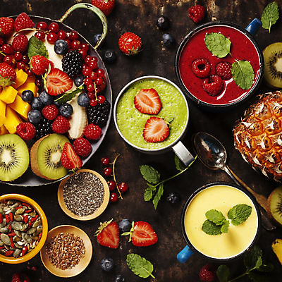 포토 JPG 해외이미지 음료 딸기 실내 키위 사람없음 숟가락 머그컵 파인애플 블루베리 블랙베리 산딸기스무디 스무디 크랜베리 갈색배경 해외202004 해외포토 열매 백그라운드 과일 수저 내부 컵 갈색 열대과일 파일형식