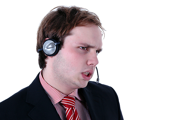 포토 JPG 해외이미지 백인 남자 행복 셔츠 통신 넥타이 한명 미소 사람 스마트폰 헤드폰 작업 도움 비즈니스맨 센터 전화기 고객 서비스 온라인쇼핑 부름 비서 온라인 운영자 지원 헬프 스타일 해외202004 해외202105 해외포토 서양인 직업 1 잡화 감정 음향기기 컨셉 상의 비즈니스 모션 표정 핸드폰 스마트기기 쇼핑 직장인 파일형식