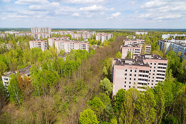 포토 JPG 해외이미지 건축양식 아파트 주택 사람없음 건물 도시풍경 도시 버리기 원자력 소련 소비에트 우크라이나 조감도 해외202004 해외202105 해외포토 건축물 건축 유럽 모션 풍경 에너지 파일형식