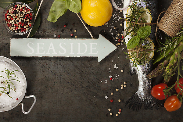 포토 JPG 해외이미지 그릇 화살표 방울토마토 실내 어류 사람없음 하이앵글 표지판 묶기 레몬 해산물 아스파라거스 소금 후추 바질 노끈 로즈메리 무지개송어 카피스페이스 해외202004 해외포토 식기 줄 뷰포인트 토마토 채소 과일 모션 알림판 내부 수중동물 공백 허브 향신료 송어 파일형식