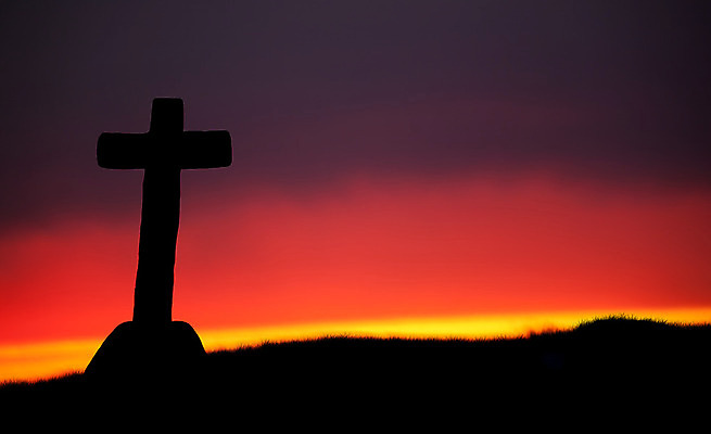 포토 JPG 해외이미지 구름 실루엣 종교 컨셉 십자가 하늘 날씨 그림자 풍경 사람없음 햇빛 태양 일출 믿음 검은색 성경 일몰 기도 심볼 묘사 윤곽 해외202004 해외202105 해외포토 자연요소 감정 컬러 종교용품 촬영기법 노을 파일형식