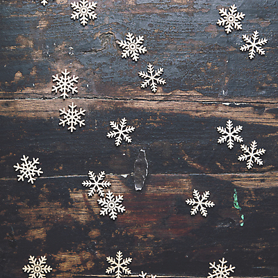 포토 JPG 해외이미지 겨울 패턴 눈꽃 실내 사람없음 하이앵글 눈송이 나무바닥 해외202004 해외포토 계절 뷰포인트 무늬 바닥 눈_날씨 내부 파일형식