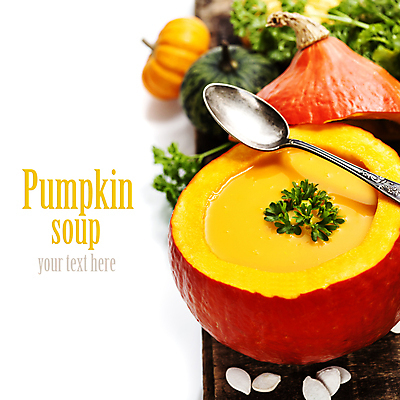 포토 JPG 해외이미지 스튜디오촬영 호박 실내 사람없음 아웃포커스 숟가락 흰배경 단호박수프 해외202004 해외포토 백그라운드 채소 촬영기법 수저 내부 흰색 수프 파일형식