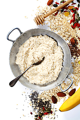 포토 JPG 해외이미지 접시 과일 바나나 건강 씨앗 사람없음 숟가락 우유 채식 산딸기 다이어트음식 스무디 오트밀 저칼로리식단 카피스페이스 비건 귀리 해외202004 해외포토 식물 식기 음료 다이어트 유제품 곡류 수저 공백 식단 저칼로리 채식주의자 파일형식