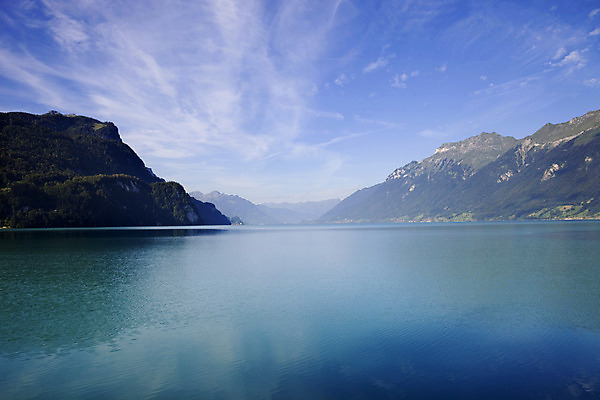 포토 JPG 해외이미지 나무 구름 유럽 호수 여행 자연 하늘 산 주택 파노라마 풍경 사람없음 야외 건물 물 태양 낭만 자유 시골 연못 도시 가장자리 정상 심볼 스위스 알프스 암초 타운 베른 절정 터키석 해외202004 해외202105 해외포토 자연요소 식물 건축물 나라 컨셉 촬영기법 둘레 보석 생태계 파일형식