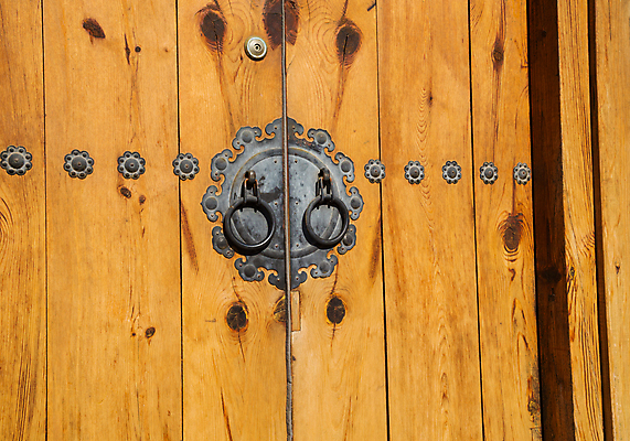 포토 JPG 해외이미지 전통 디자인 아시아 문화 벽 여행 백그라운드 패턴 건축양식 주택 서울 한국 손잡이 미술 동양인 사람없음 건물 목재 장식 문 마을 금속 궁전 수확 골동품 역사 묘사 잠금 대문 남쪽 옛날 스타일 해외202105 해외포토 나무 건축물 건축 나라 고건축 무늬 농업 재료 재질 문화예술 인종 방향 보안 파일형식