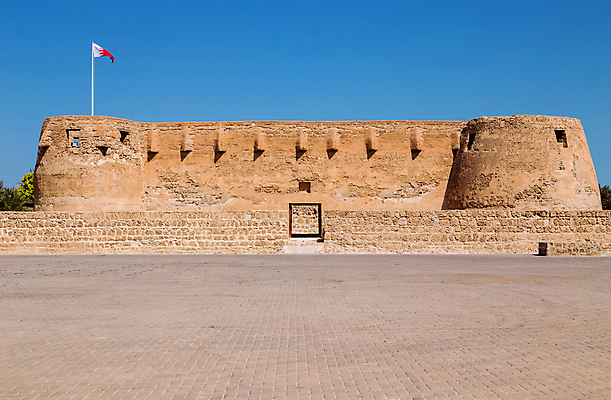 포토 JPG 해외이미지 유적 건축양식 사람없음 탑 성 수비 보호 땅 전략 고고학 바레인 석회암 파멸 회복 개조 해외202105 해외포토 전통 건축물 교육 건축 컨셉 중동 모션 암석 파일형식 소멸