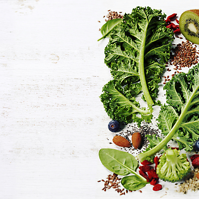 포토 JPG 해외이미지 채소 과일 건강 키위 씨앗 사람없음 견과류 사과 브로콜리 채식 아몬드 블랙베리 다이어트음식 바이오 스무디 저칼로리식단 케일 비건 해외202004 해외포토 식물 음료 다이어트 식단 저칼로리 채식주의자 파일형식