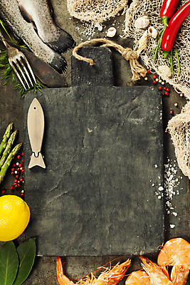 포토 JPG 해외이미지 포크 고추 새우 실내 어류 사람없음 하이앵글 그물 묶기 레몬 해산물 소금 후추 바질 노끈 무지개송어 물고기모양 해외202004 해외포토 문양 식기 줄 뷰포인트 채소 과일 모션 갑각류 내부 수중동물 향신료 송어 파일형식