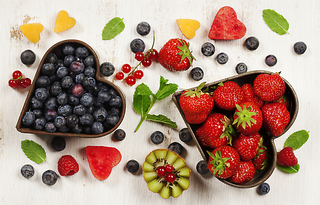 포토 JPG 해외이미지 잎 딸기 키위 사람없음 하트 담기 블루베리 산딸기 해외202004 해외포토 모양 식물 과일 모션 파일형식