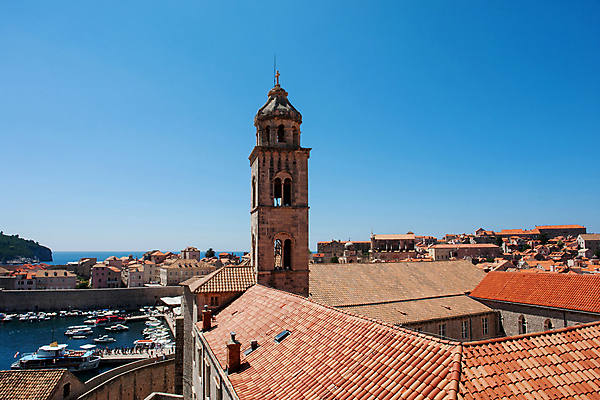 포토 JPG 해외이미지 전통 벽 바다 여행 건축양식 자연 지붕 휴가 휴식 거리 풍경 사람없음 여름 파란색 컬러풀 햇빛 성당 교회 탑 맑음 도시 중세 역사 큼 지중해 베네치아 방문 포인트 크로아티아 달마시안 두브로브니크 수녀원 옛날 파라다이스 해외202105 해외포토 건축물 계절 건축 유럽 컬러 컨셉 종교건축 날씨 건물 금융 태양 이탈리아 개 크기 생태계 파일형식