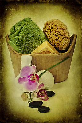 포토 JPG 해외이미지 사람없음 수건 위생용품 바구니 조약돌 담기 스파용품 비누 아로마테라피 스펀지 난초꽃 해외202004 해외포토 꽃 생활용품 모션 스파 돌_바위 난초 오브젝트 테라피 파일형식