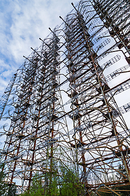 포토 JPG 해외이미지 식물 안테나 사람없음 건물 힘 사건 버리기 라디오 군용 시스템 원자력 러시아인 레이더 방사능 소련 소비에트 우크라이나 재앙 해외202105 해외포토 서양인 건축물 유럽 통신 모션 군대 전자제품 에너지 파일형식