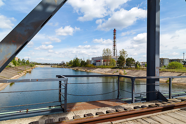 포토 JPG 해외이미지 식물 무료이미지 호수 자연 풍경 사람없음 야외 물 환경 힘 탐험 저수지 연못 도시 숲 사건 버리기 휴양지 지역 내추럴 원자력 소련 소비에트 우크라이나 재앙 해외202105 해외포토 자연요소 유럽 모션 장소 에너지 생태계 파일형식