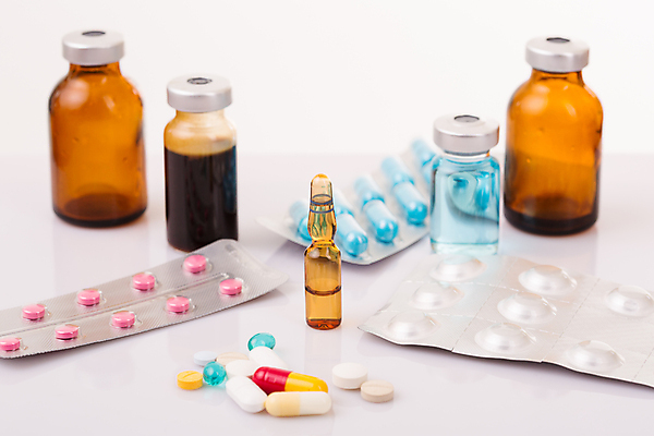 포토 JPG 해외이미지 의학 실내 사람없음 알약 약 다양 흰배경 앰플 바이알 해외202105 해외포토 다수 백그라운드 내부 흰색 의료용품 파일형식