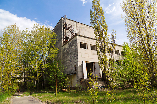 포토 JPG 해외이미지 산업 건축양식 공장 주택 사람없음 건물 도시풍경 도시 버리기 원자력 소련 소비에트 우크라이나 해외202105 해외포토 건축물 건축 유럽 공업 모션 풍경 에너지 파일형식