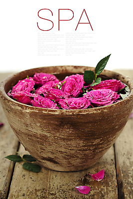 포토 JPG 해외이미지 꽃잎 사람없음 목재 물 장미 스파 사발 스파용품 아로마테라피 해외202004 해외포토 자연요소 나무 꽃 재료 사기그릇 오브젝트 테라피 파일형식